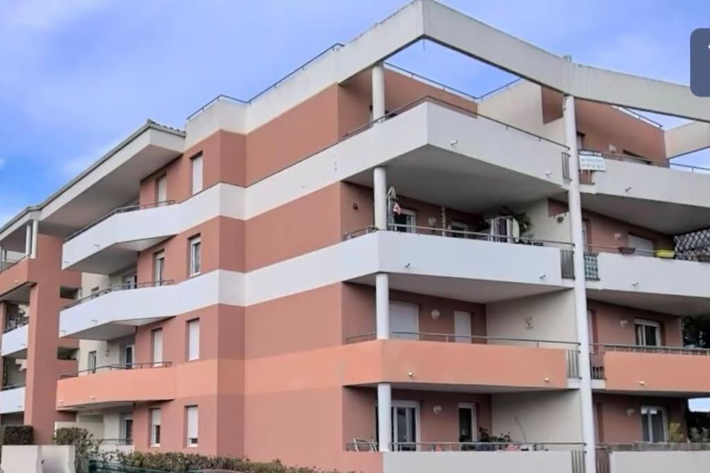 Residence Les Nautiles Mèze Exteriör bild